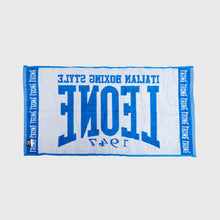 Carica l'immagine nel visualizzatore di Gallery, Asciugamano da ring Leone blu