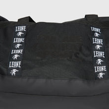 Carica l'immagine nel visualizzatore di Gallery, Borsone Ambassador Leone
