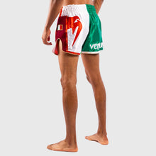 Load image into Gallery viewer, Muay thai shorts mt flags Venum - Italy